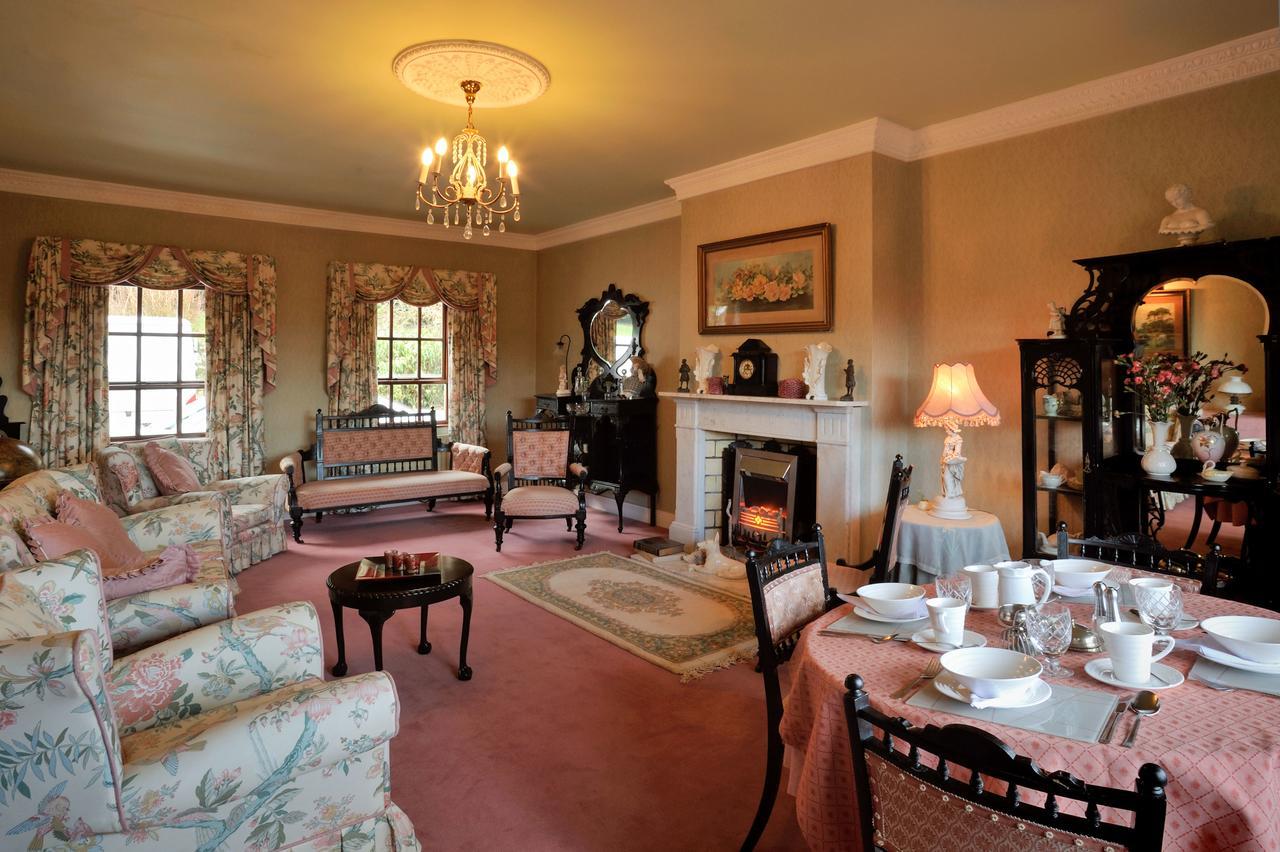 Pinewood Lodge Guest House Omagh Bagian luar foto